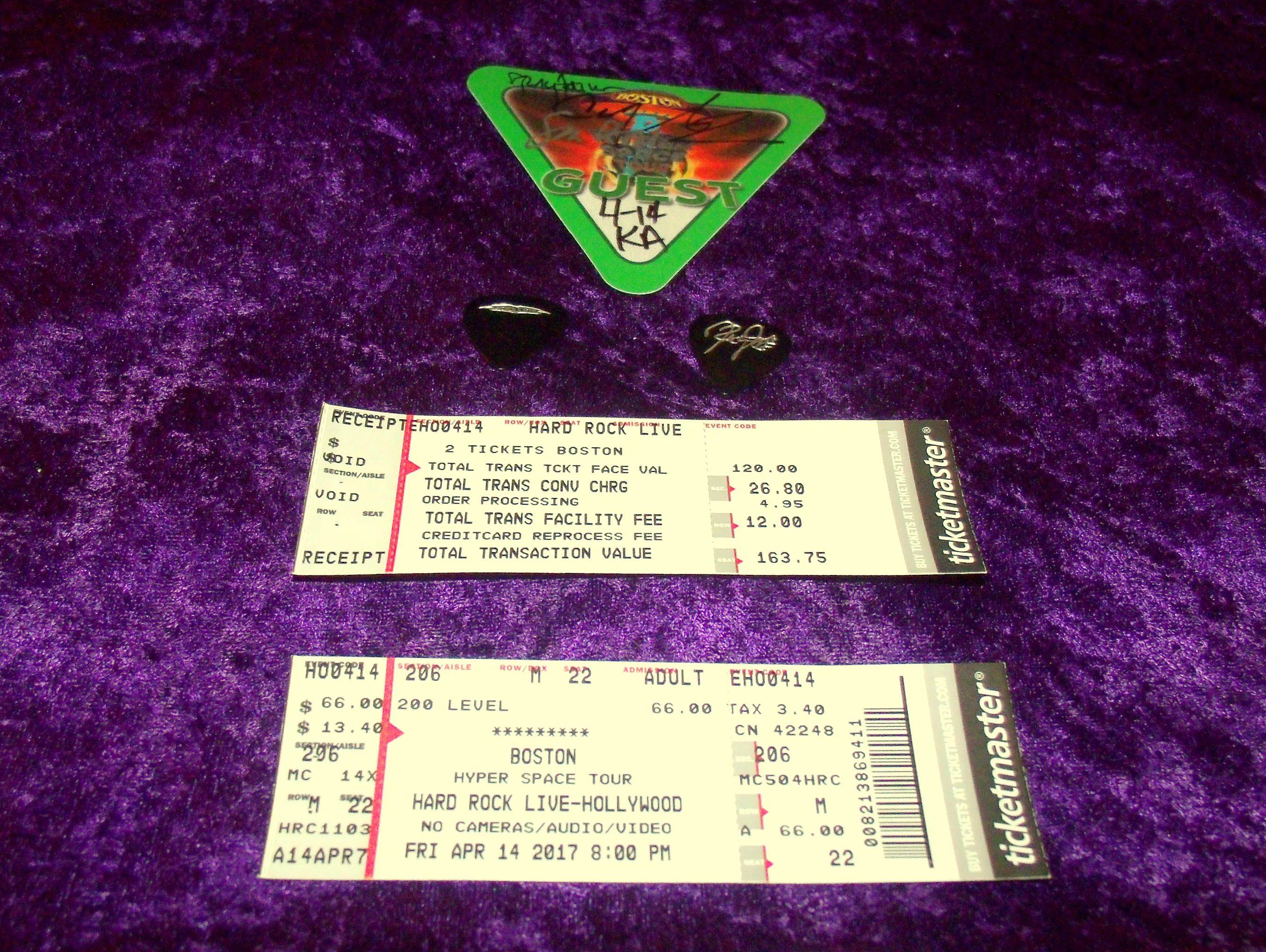 Ticket · Apr 14, 2017