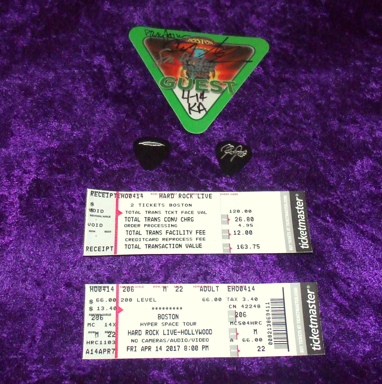 Ticket · Apr 14, 2017