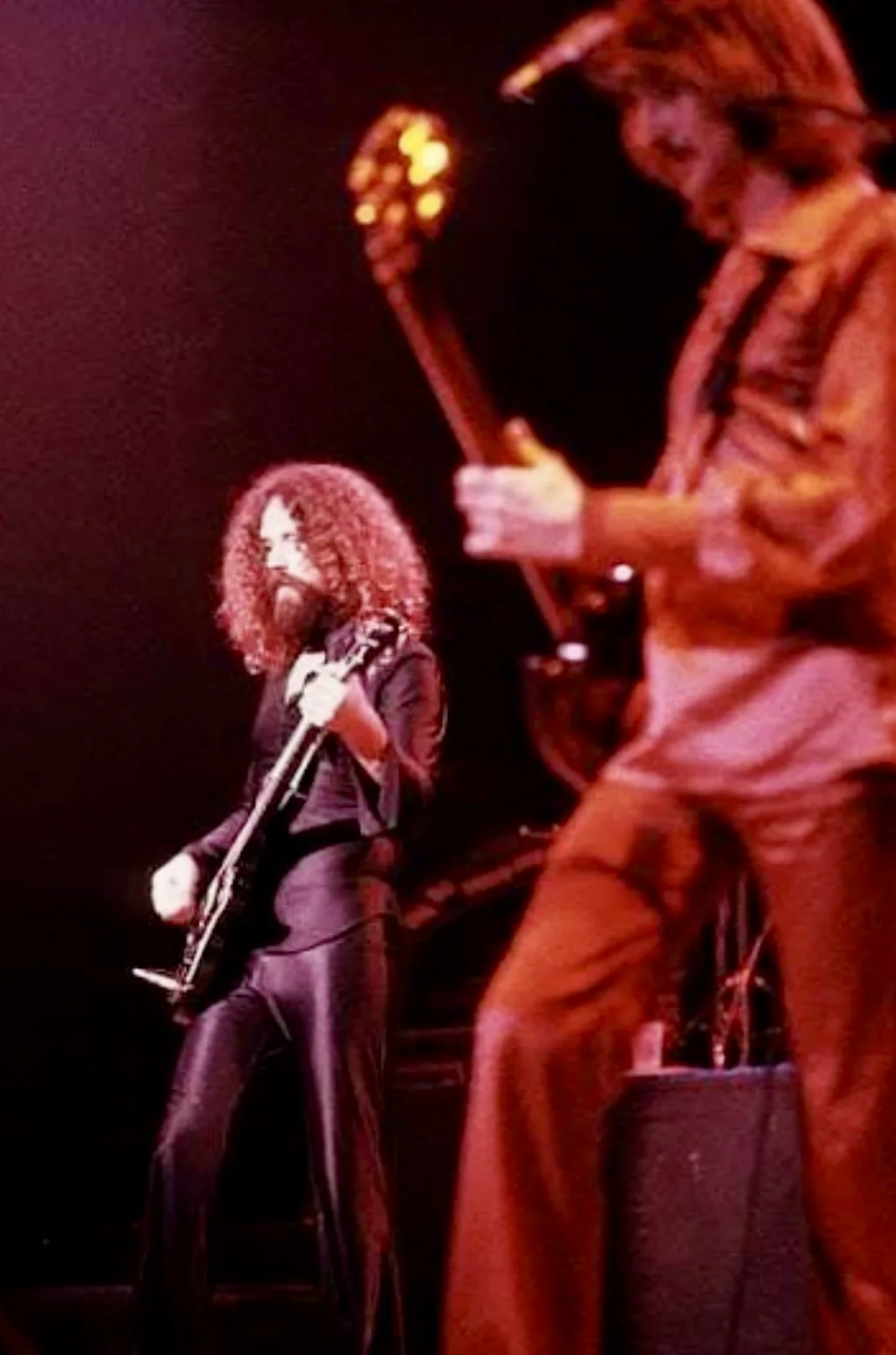 Philadelphia, PA · 1976-12-18