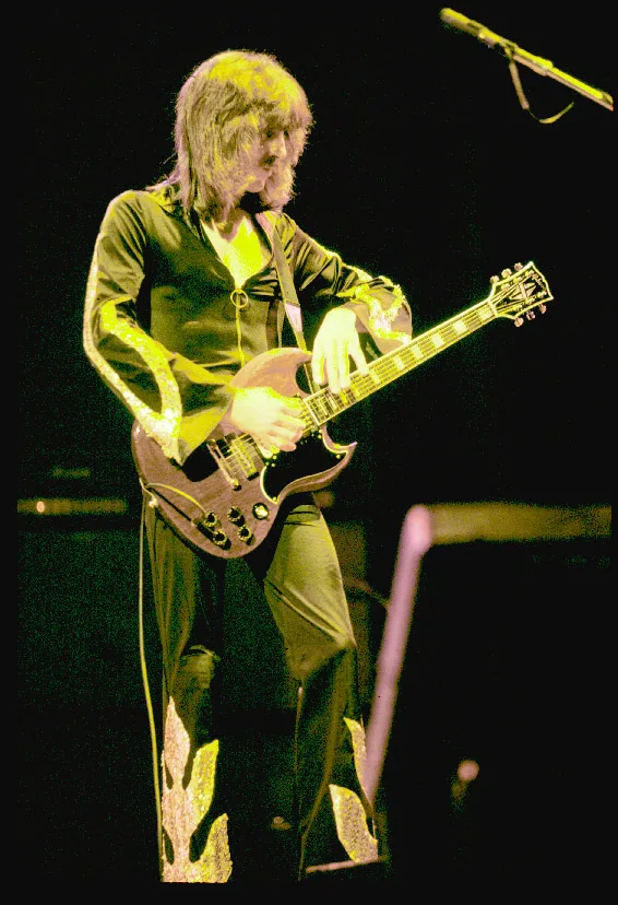 Passaic, NJ · 1977-02-06