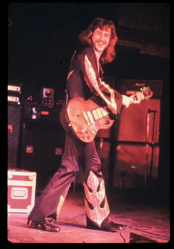 Philadelphia, PA · 1976-12-18