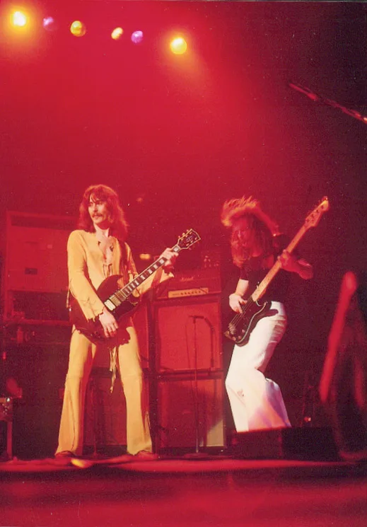Philadelphia, PA · 1976-12-18