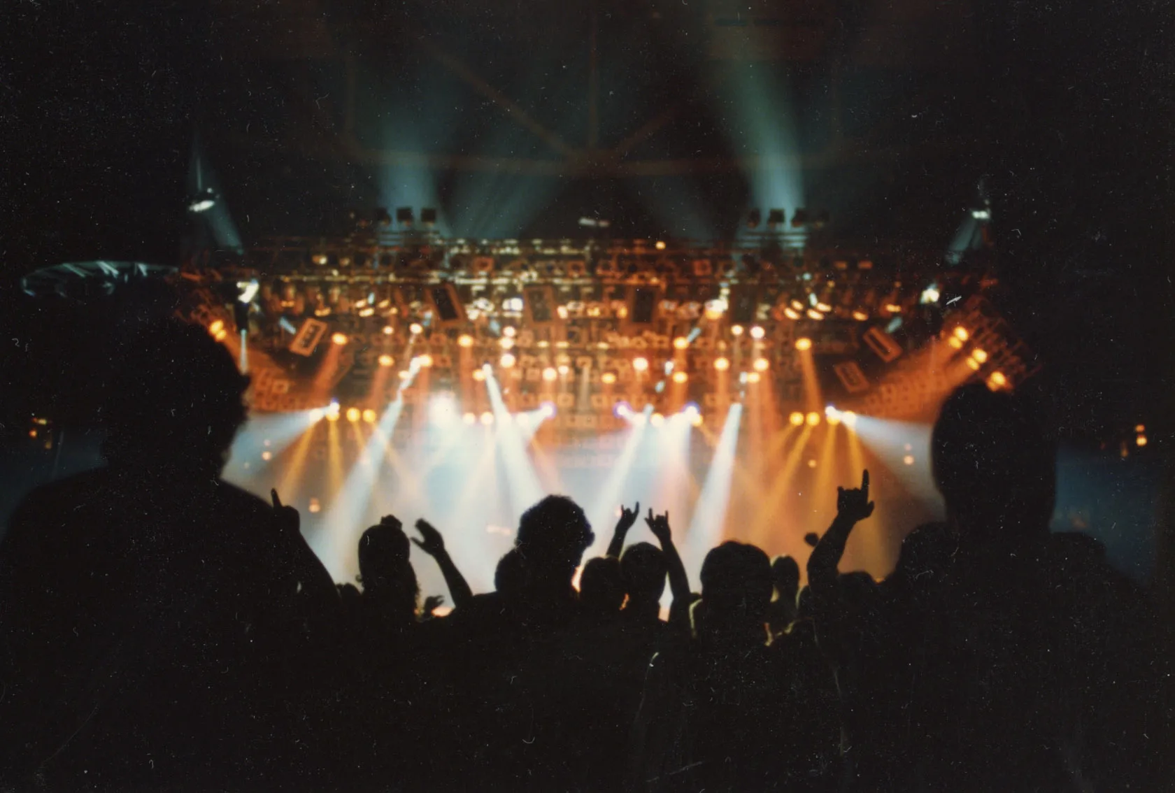 Hartford, CT · 1987-11-02