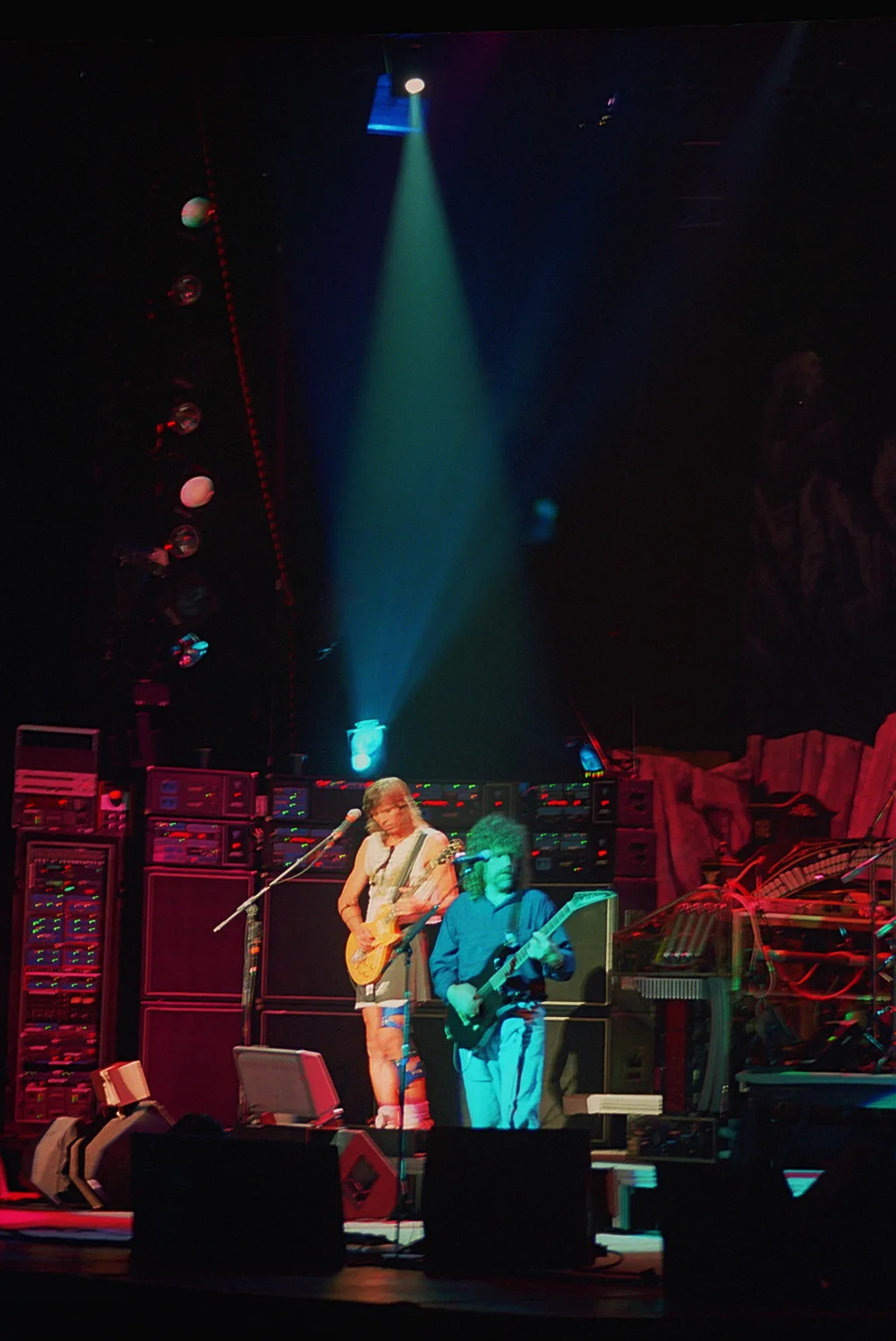 Cambridge, MA · 1994-12-12