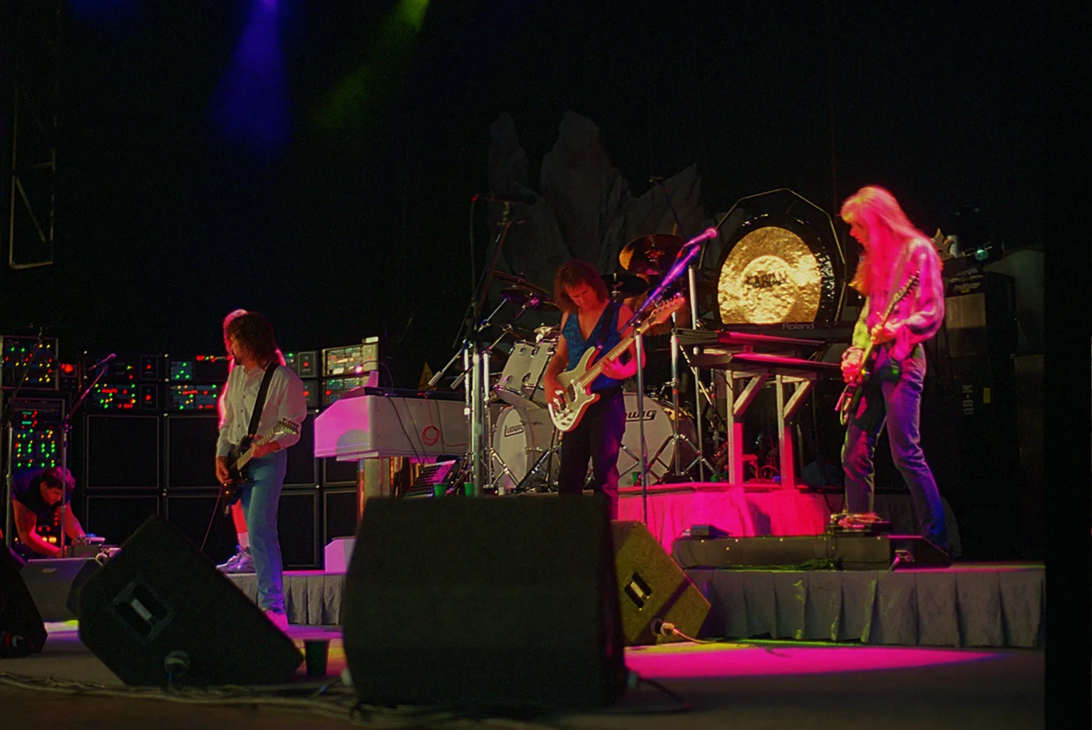 Minneapolis, MN · 1995-05-23