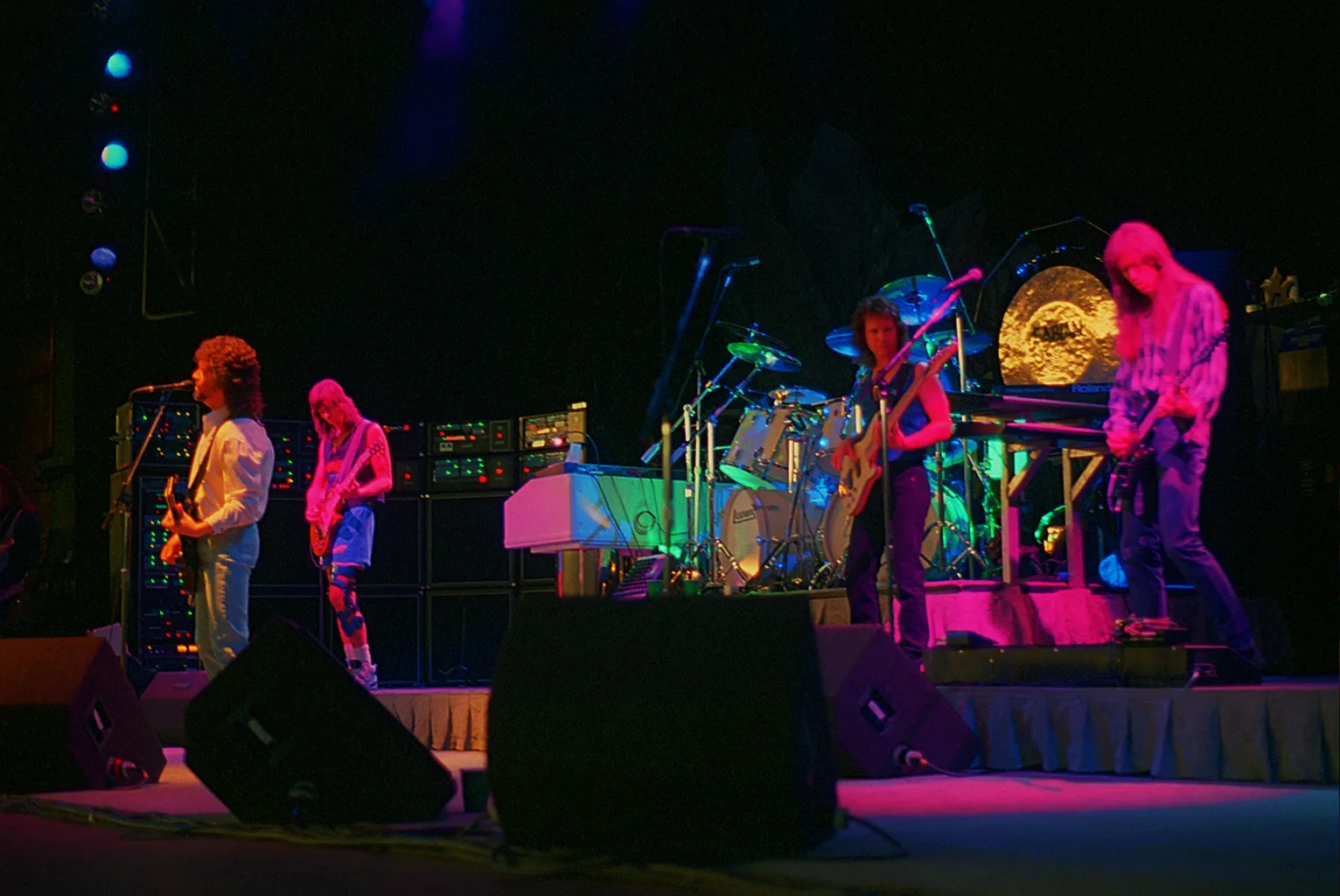 Holmdel, NJ · 1997-07-08